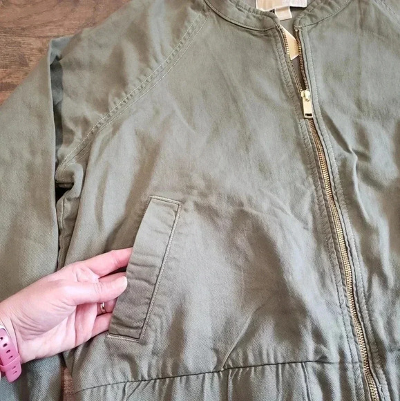 NWT Michael Kors Army Green Bomber Jacket Size XL - Picture 3 of 7